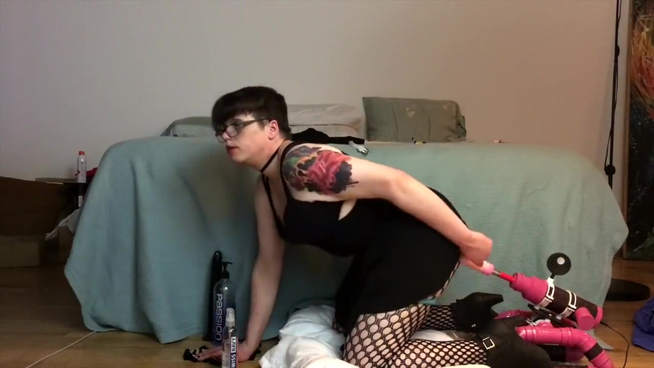 Laurem Hipsum Vs Fuckbot 3000