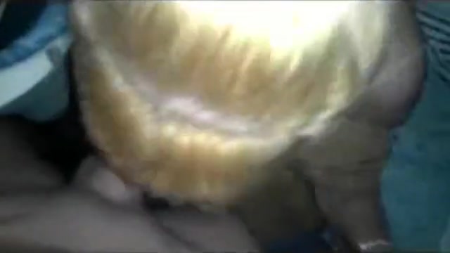 Julieta Lopez chupando pija
