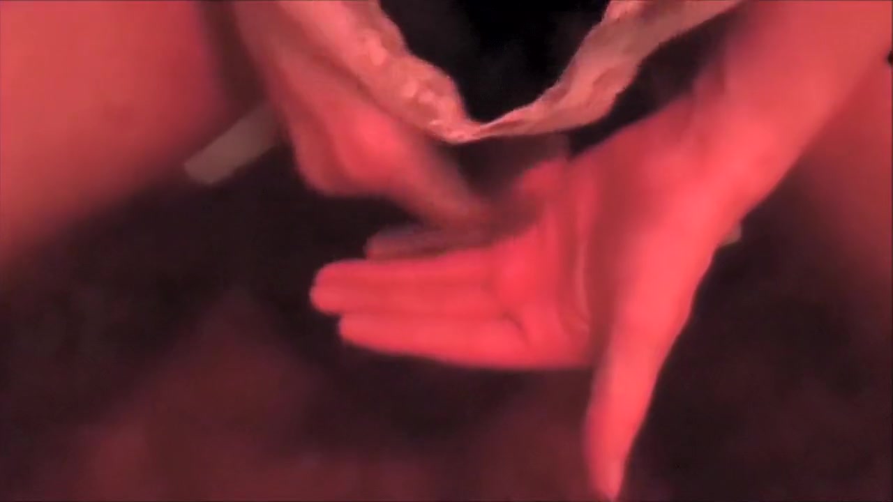 Mistress Shelly fucks Dianne