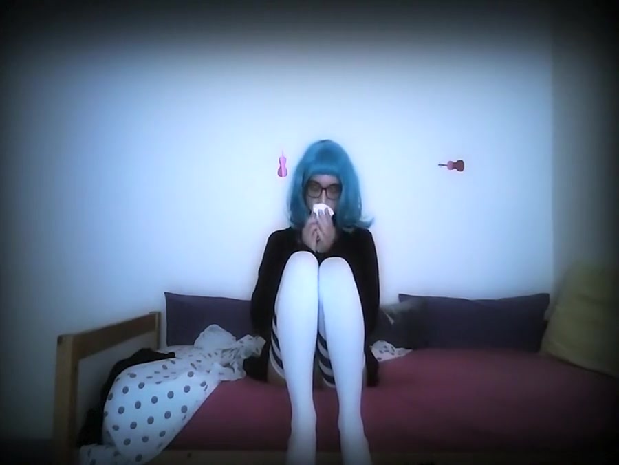 teen 18+ Churrostrap playing with herself (and a self facial!)
