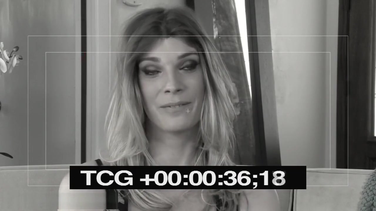 Tranny hooker gulps jizz