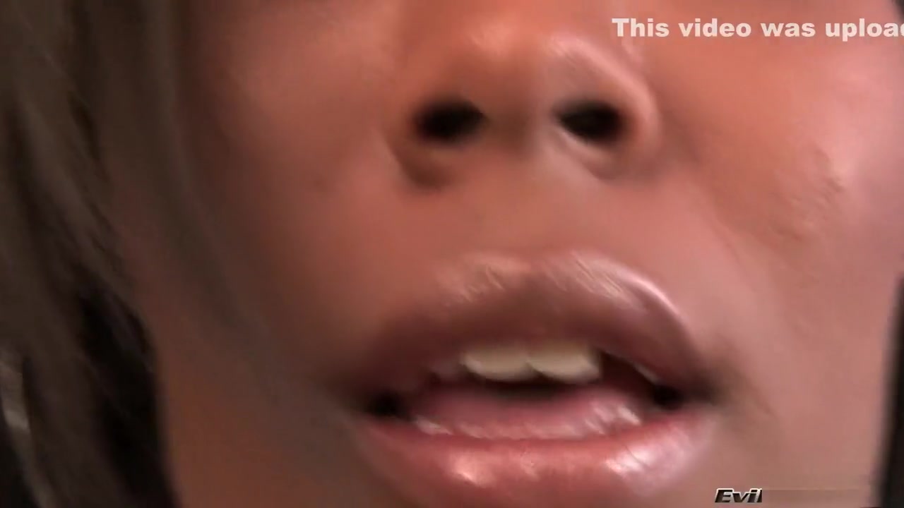 Nicky B Is A shemale Giving A admirable cook jerking