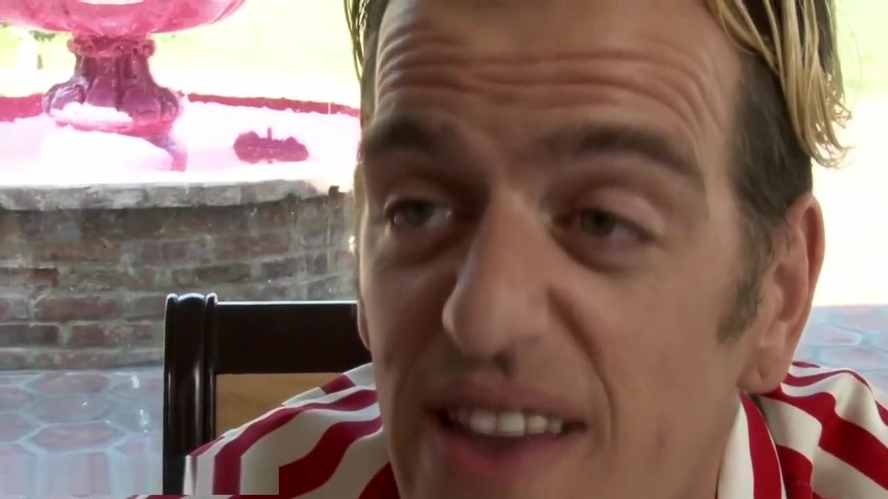 Pro ladyboy jizz faced
