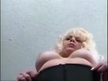 older blonde tranny Solo