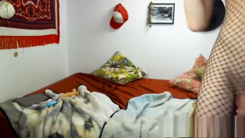skinny Beauty On web camera