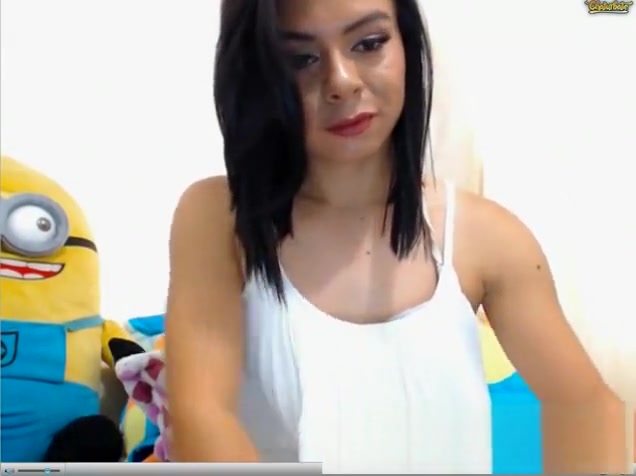 kinky Colombian Violeta Cums Hard On cam