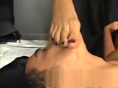 lucky twink receives A Footjob From A ladyboy