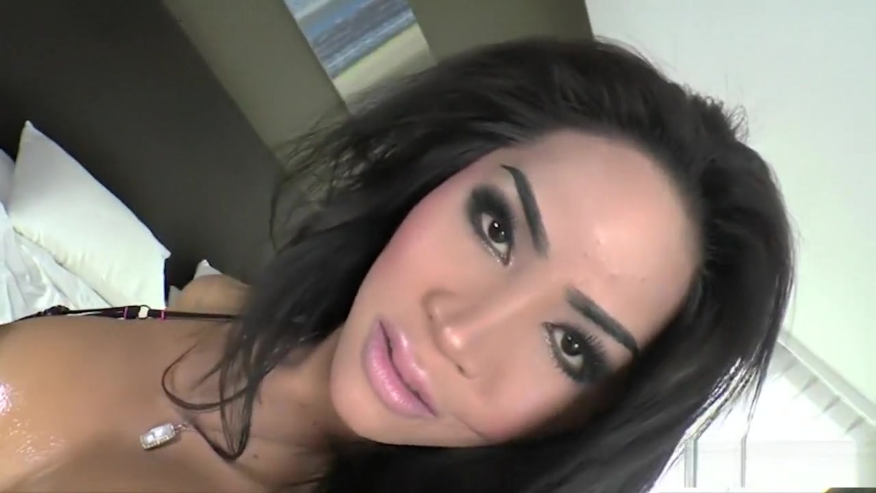 Sexy shemale Candy N asshole rammed hard