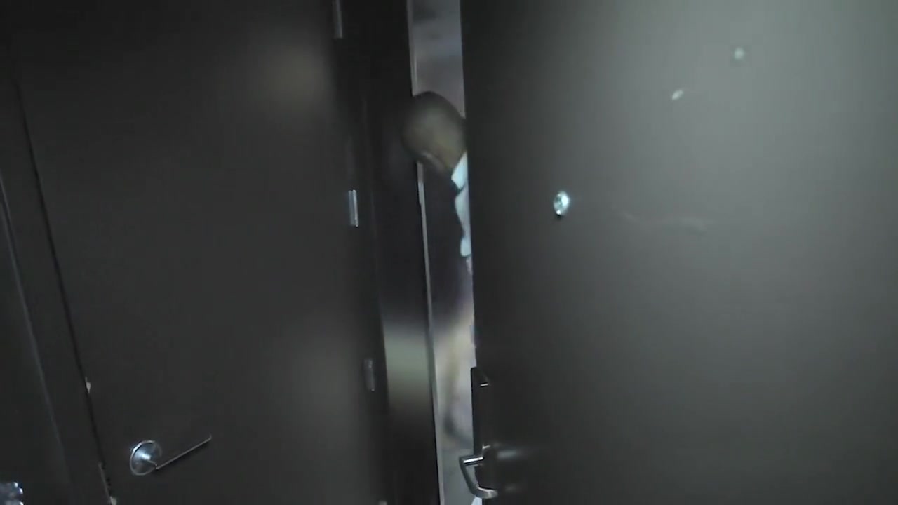 Skinny tranny got blowjob and cum
