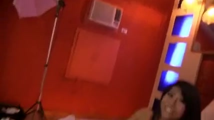 Weblivecam pleasingheart toying her sheramrod