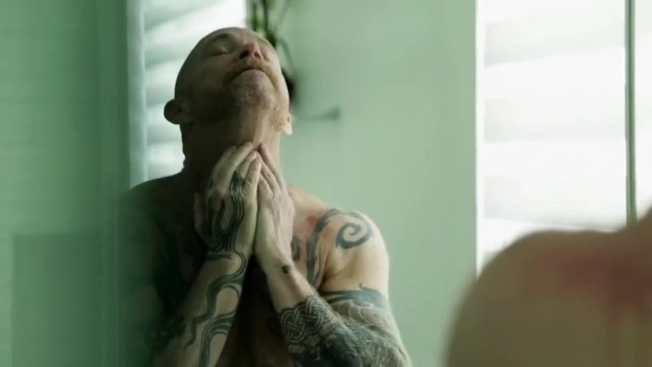 Ftm Buck Angel Destroys Ts Tori Mayes Juicy Ass Using Toy