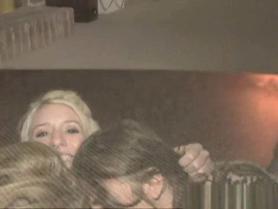 Shemale babes dominate a lesbian teenie