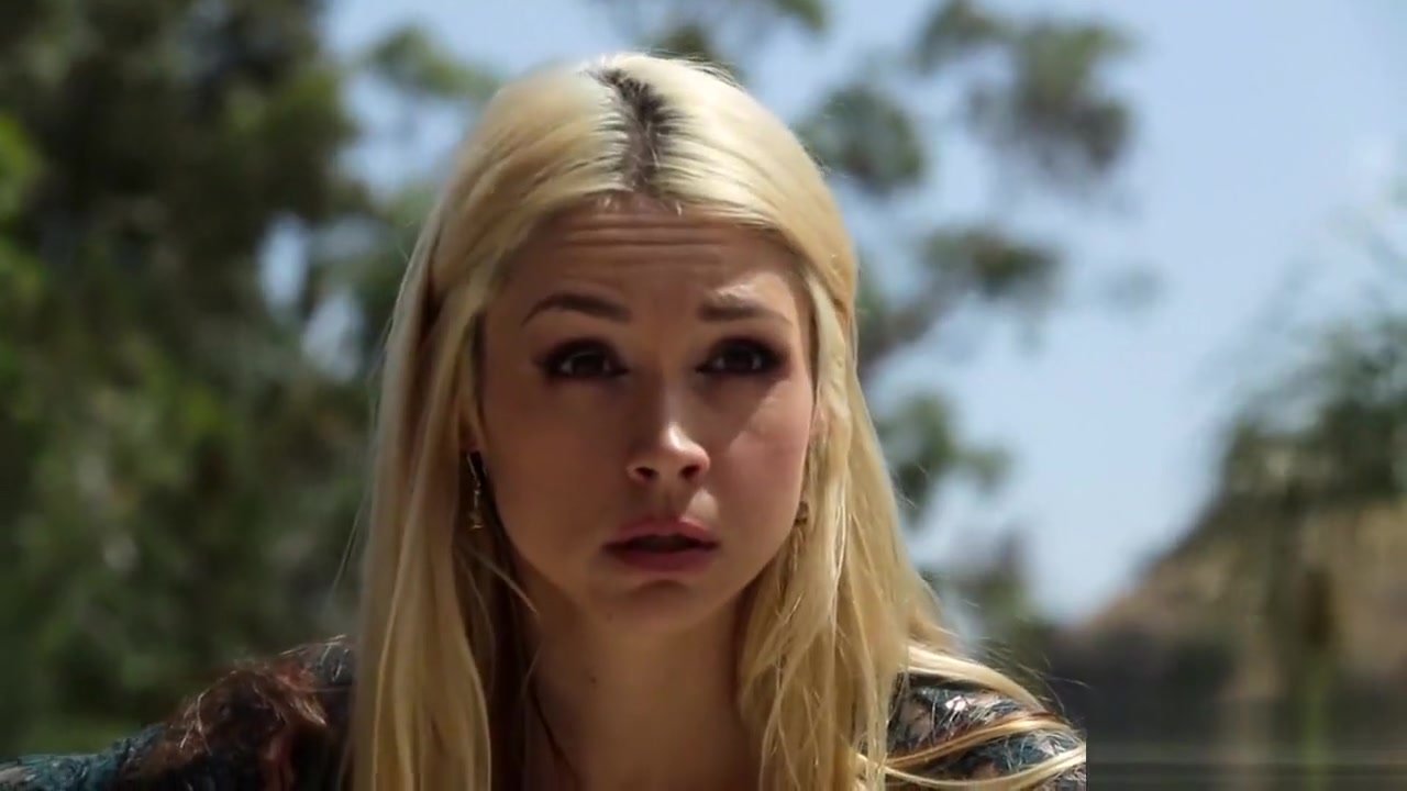 Asian Shemale With A Big Dick Fucks A Blonde Female