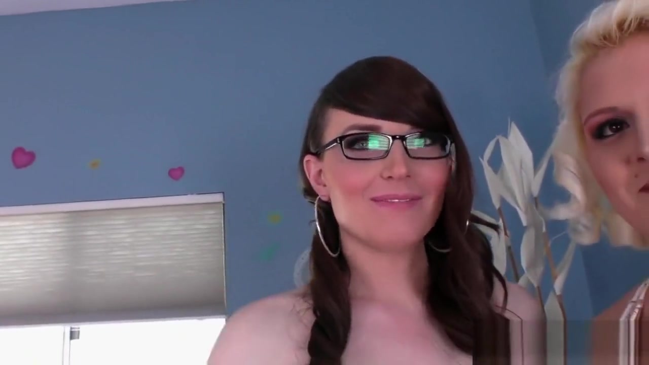 Sucking tranny licks cum