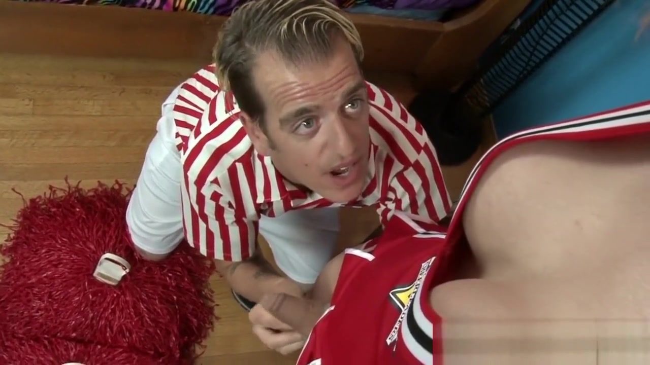 Kinky shemale fucks ass