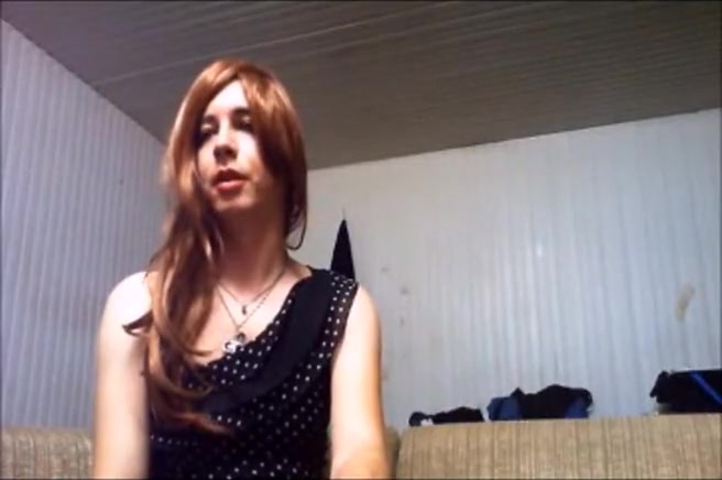 Vladasexytrans Showed Webcam Fuck Big Dildo