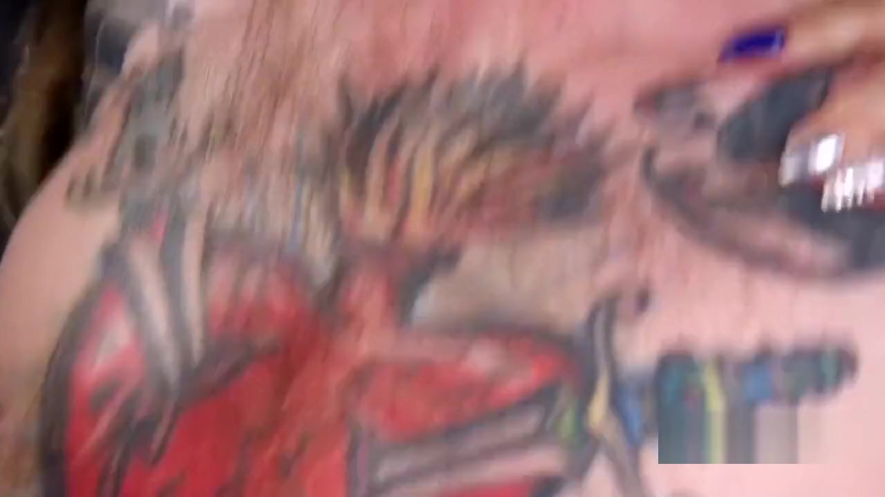 Slim dominant tranny bangs big cock guy