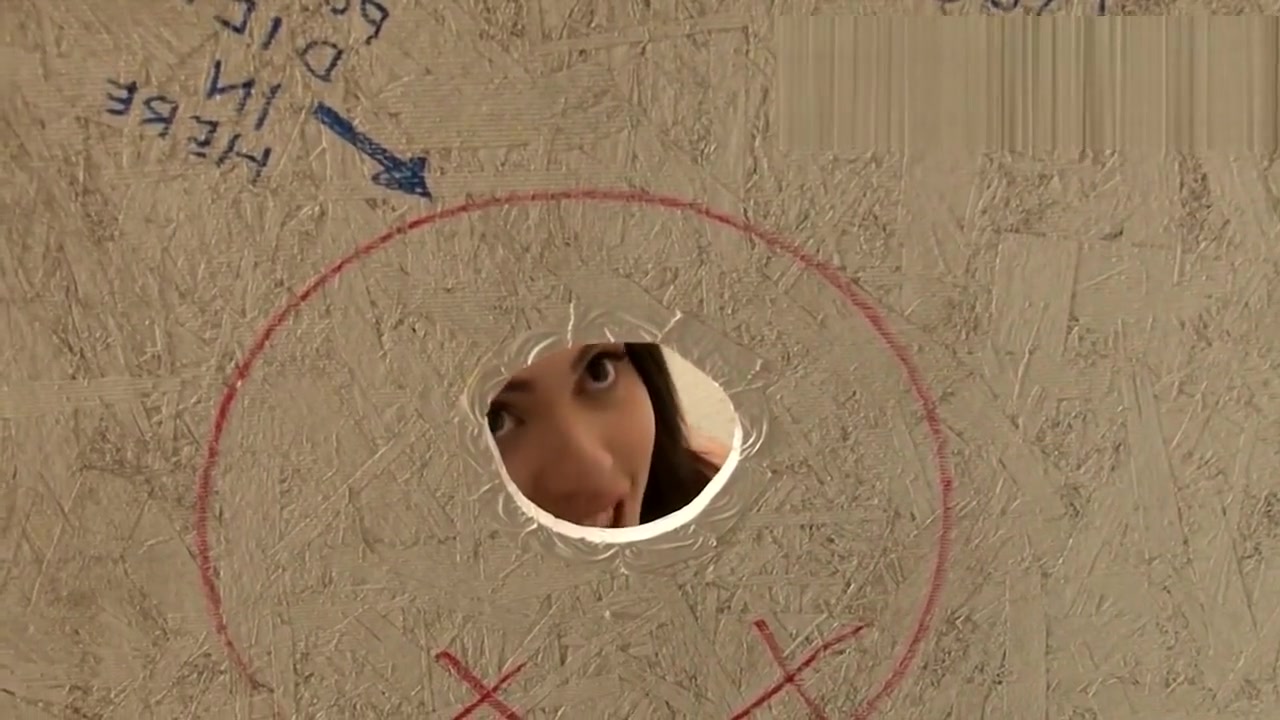 Trap Sucks Through Glory Hole