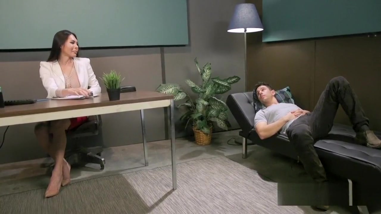 Tranny Doctor Bangs Dude On The Sofa