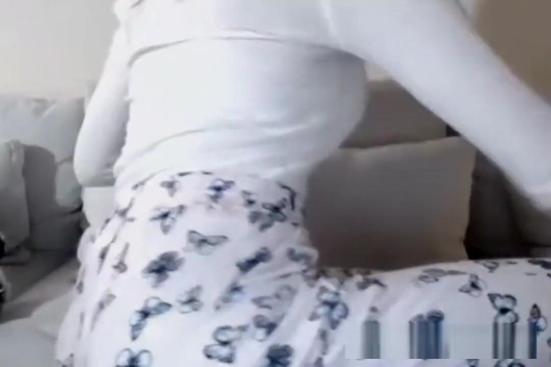 Beautiful Shemale With A Super Tight Asshole