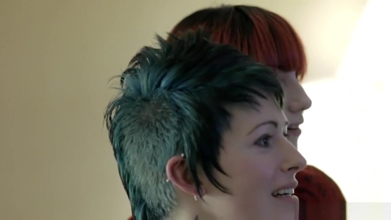 Lesbian emo tgirl licking sixtynine