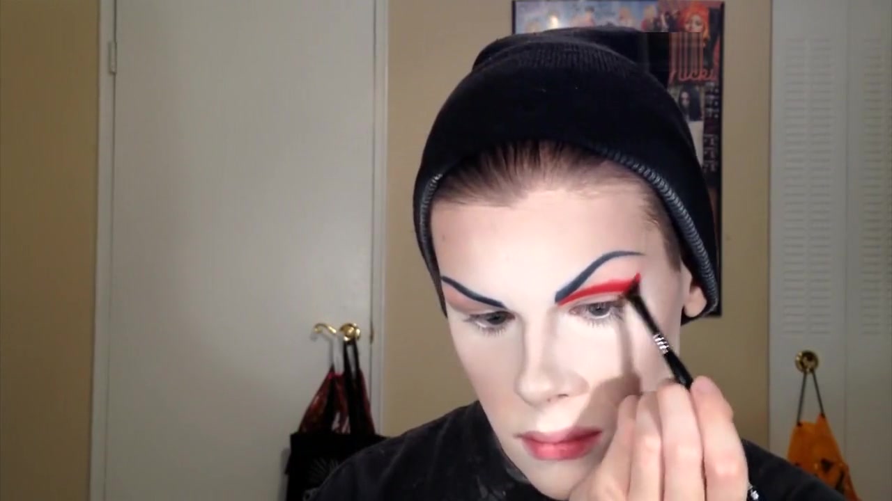 Dark drag