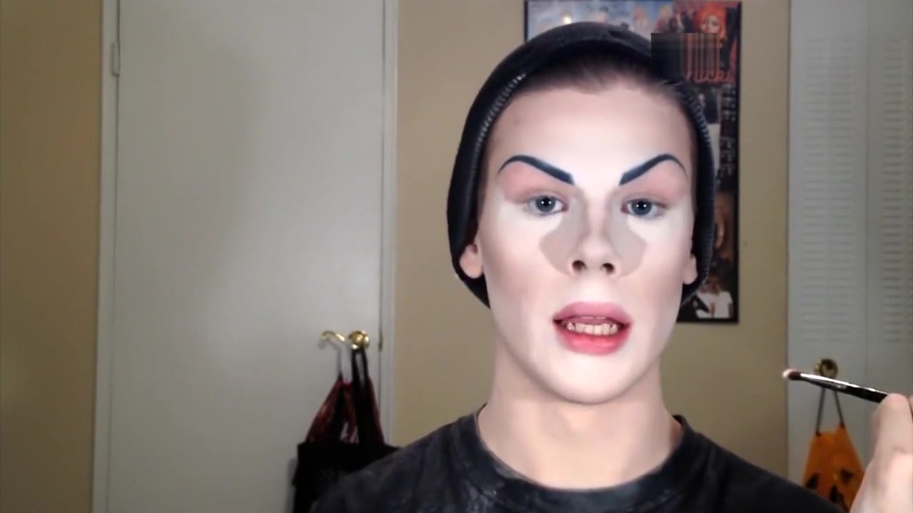 Dark drag