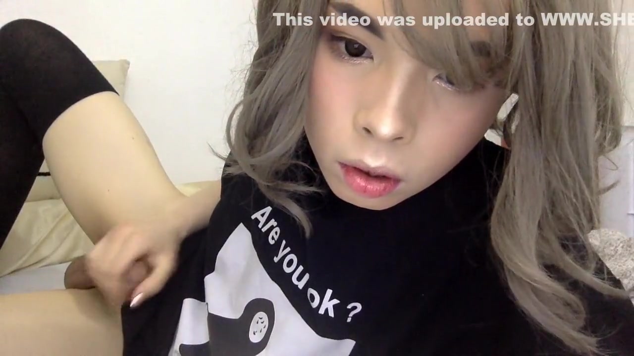 Cute Asian Trap Plays With Nice Cock
