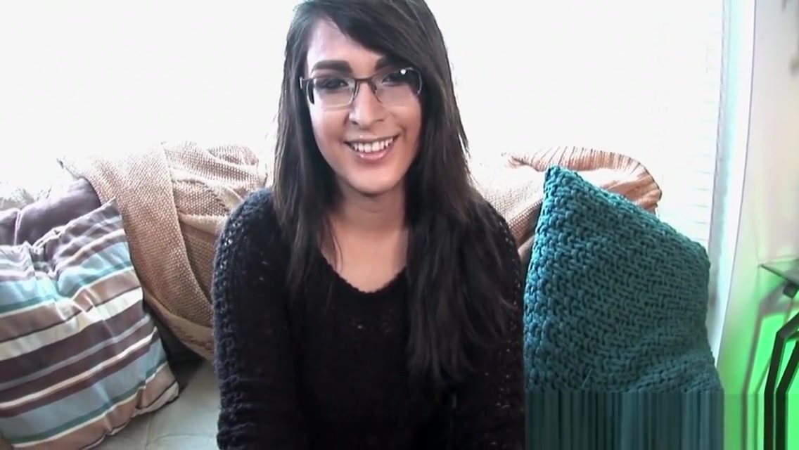 Spex auditioning trans pleasing her dong