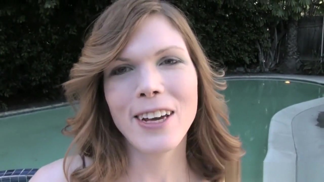 Classy tranny teasing her asshole outdoors