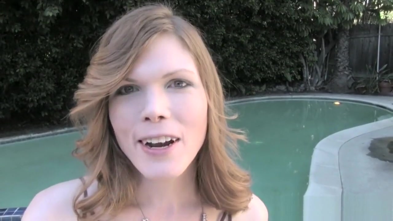 Classy tranny teasing her asshole outdoors