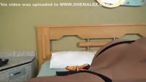 Rafaella Ferrari Has A Great pooper