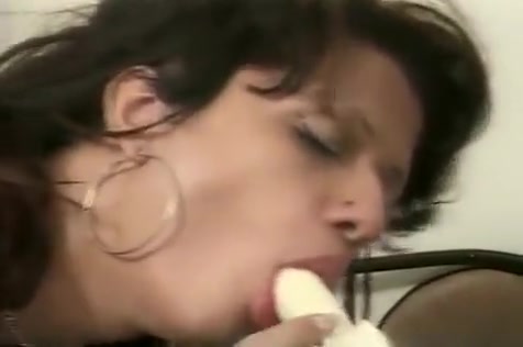 brunette Tchowdyck As poked In Doggy