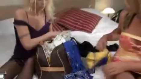 wild lady-man poundls shaved chick