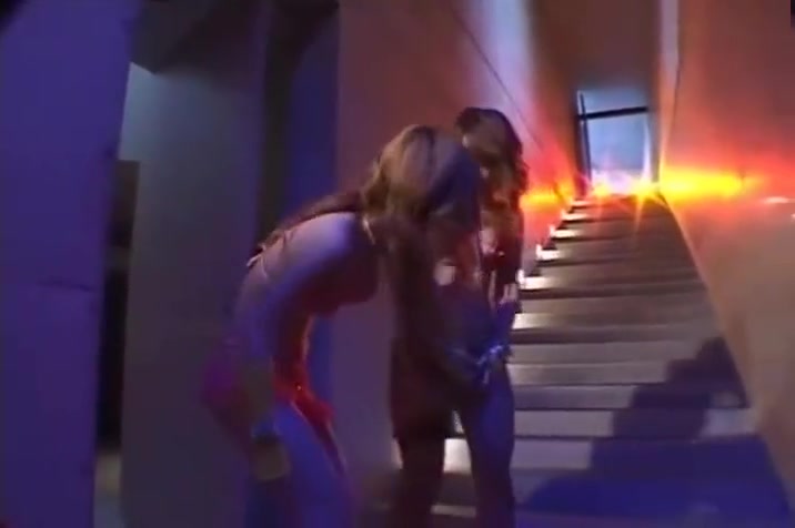 tgirl VS gal 07