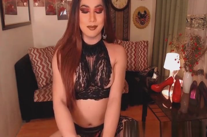 juicy Redhead sheboy likes Playing Her large 10-Pounder