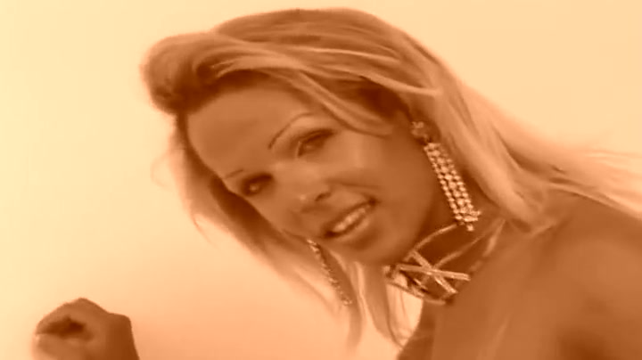 shemale Pamela Anderson With Two males