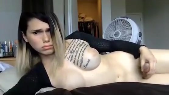 Tattoed amateur Shemal With wonderful tits Masturbat