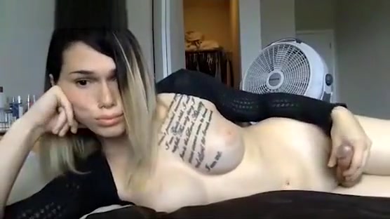 Tattoed amateur Shemal With wonderful tits Masturbat