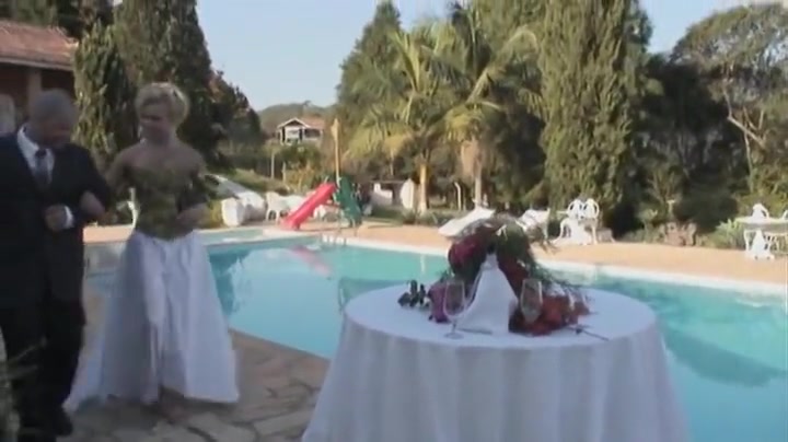 shelady Bride Erika Backster poked By The Pool
