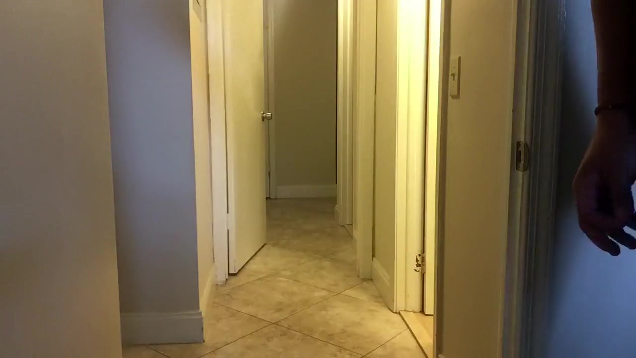 Amateur crossdresing masturbation