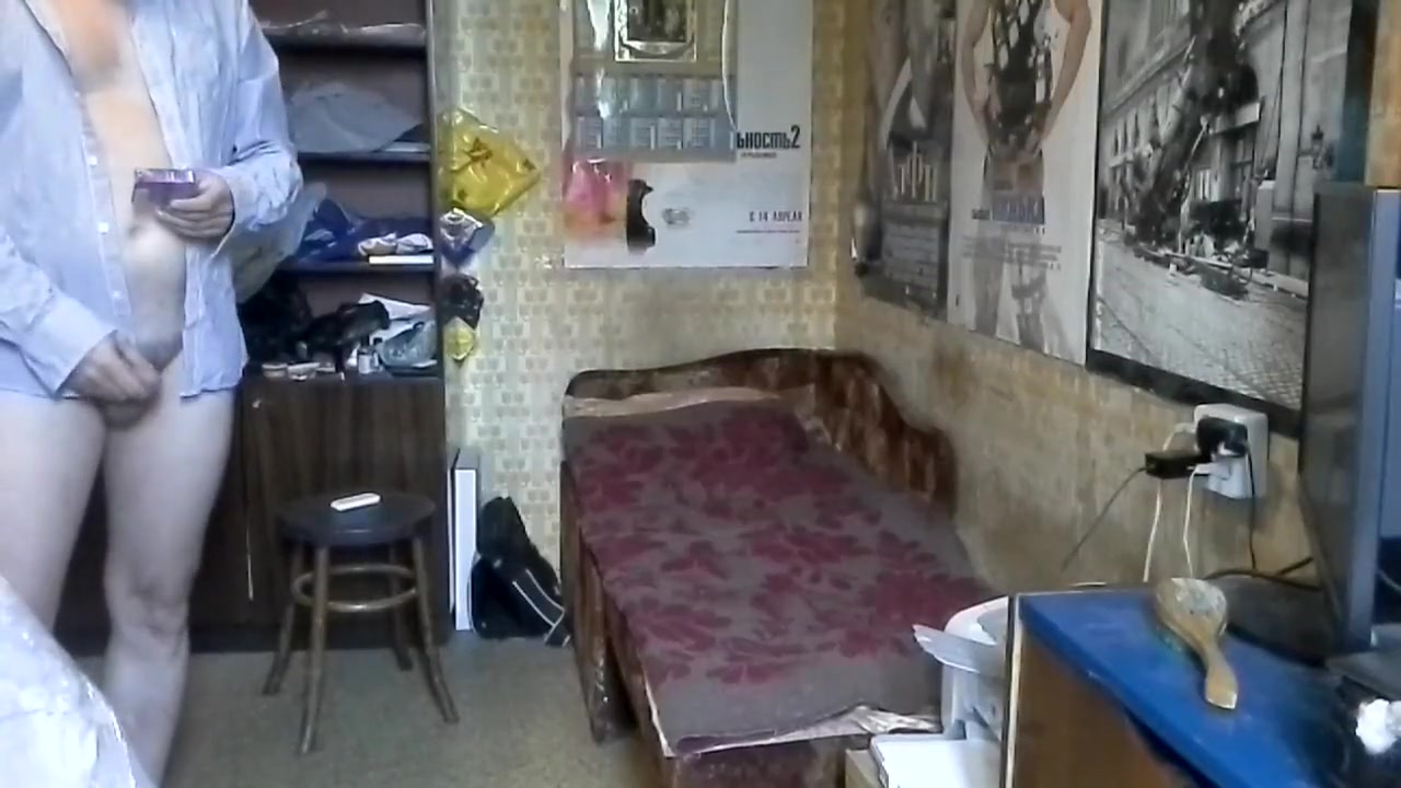 Russian CD gets fucked from behind