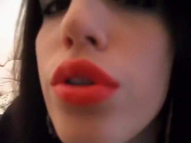 Nicole Hot Smoking TGirl