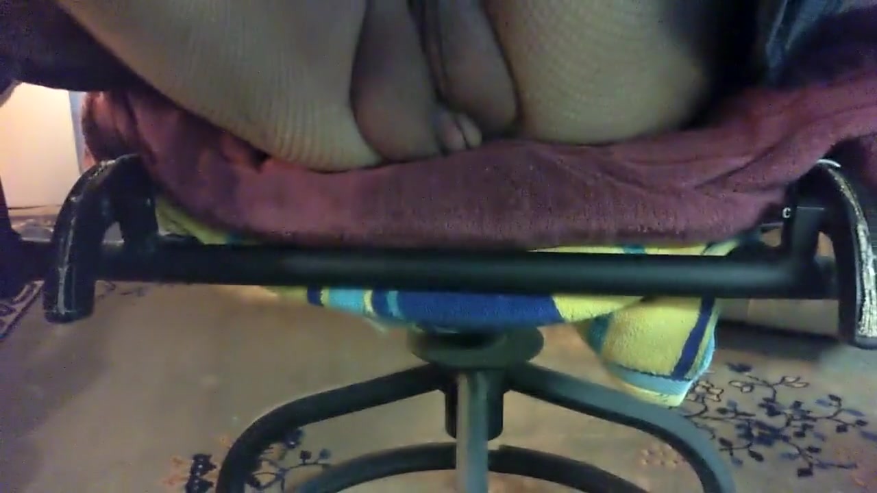 Cindy Plays Cock Tuck