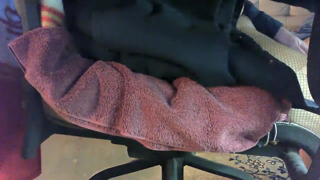 Cindy Plays Cock Tuck