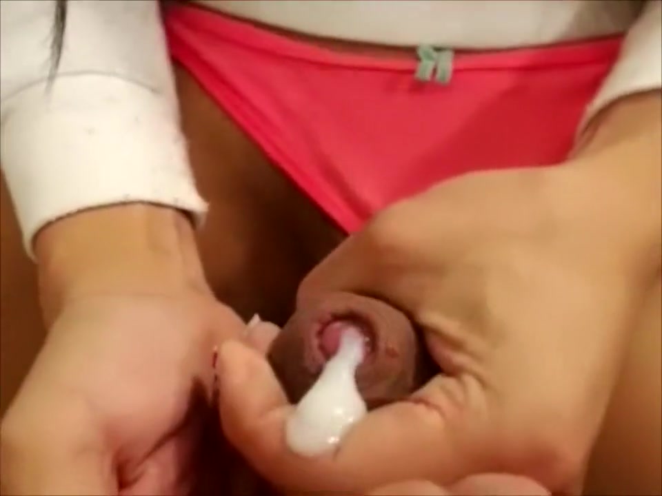 Latina shemale teen 18+ plays with her cum