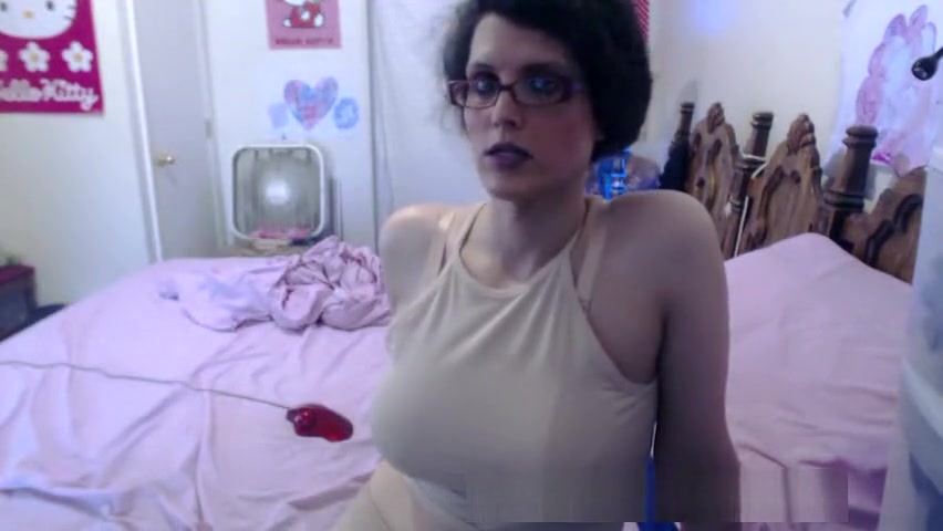 Sexy Shemale On Cam