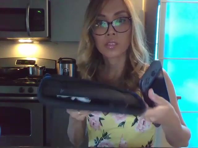 Tofu Fox Shows Off Her recent large tits And Cums