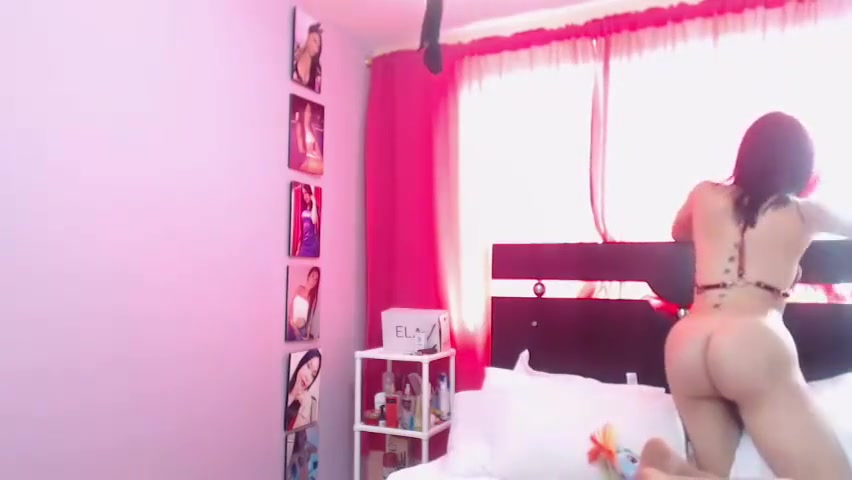 Travesti Novinha E Peitudinha Na cam