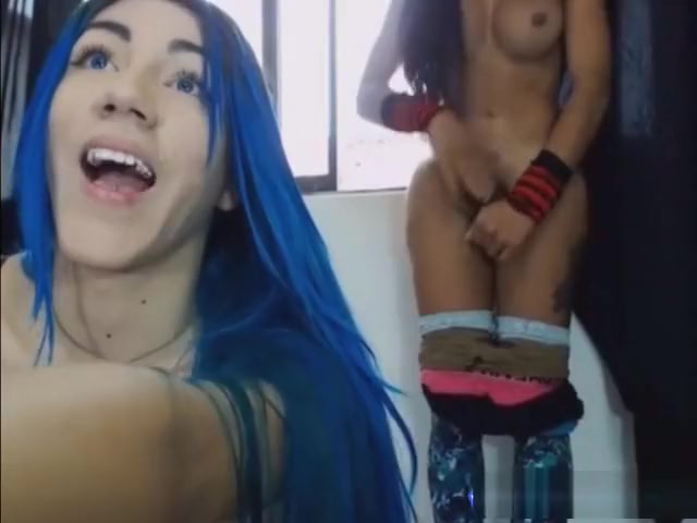Two delicious shemales engulf mangos And penis
